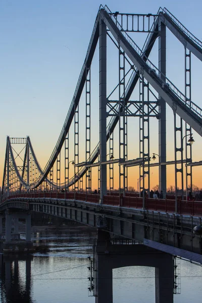 Pont Piétonnier Kiev Travers Dnipro Coucher Soleil Ukraine — Photo