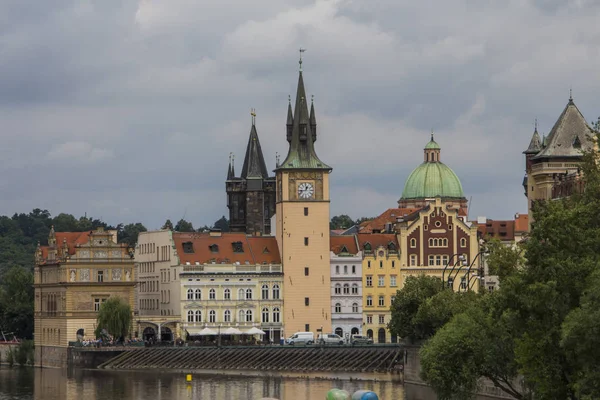 Zobacz Nabrzeżu Rzeki Wełtawy Republika Czeska Praga — Zdjęcie stockowe