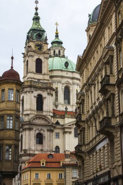 Aziz Nikolaos Kilisesi Lesser Town Prague Barok bir kilisedir. Çek Cumhuriyeti