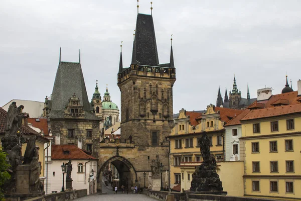 Башня Моста Мэл Страна Карловом Мосту Праге Чехия — стоковое фото