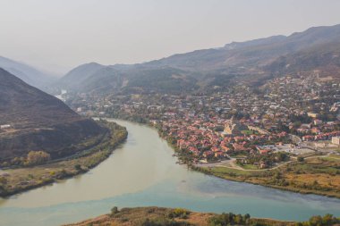 Yükseklik Mtsheta şehir görünümünü. Georgia ülke