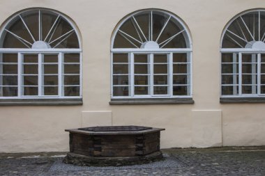 Uzhhorod kalenin avlusunda de eski. Ukrayna