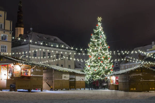 Jarmark Bożonarodzeniowy Tallinie Nocy Estonia — Zdjęcie stockowe
