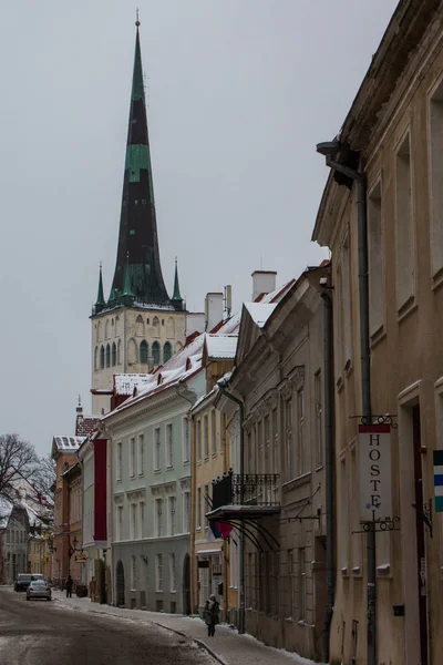 겨울에는 탈린의 거리입니다 에스토니아 — 스톡 사진