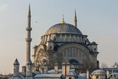 İstanbul, Türkiye 'de bulunan Nuruosmaniye Camii - Osmanlı Camii manzarası