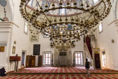 İstanbul 'daki tarihi Atik Ali Paşa Camii' nin içi. Türkiye