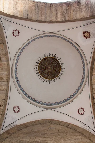 Interior Histórica Mezquita Atik Ali Pasha Estambul Turquía — Foto de Stock