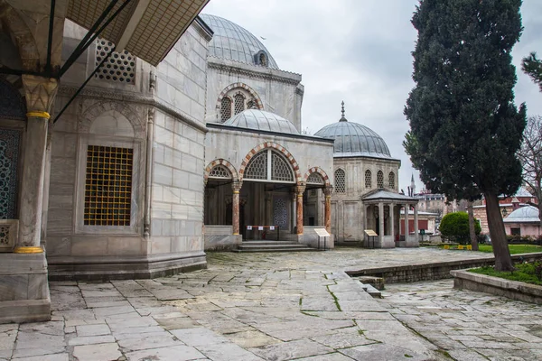Edificios Históricos Las Tumbas Los Sultanes Museo Santa Sofía Estambul — Foto de Stock