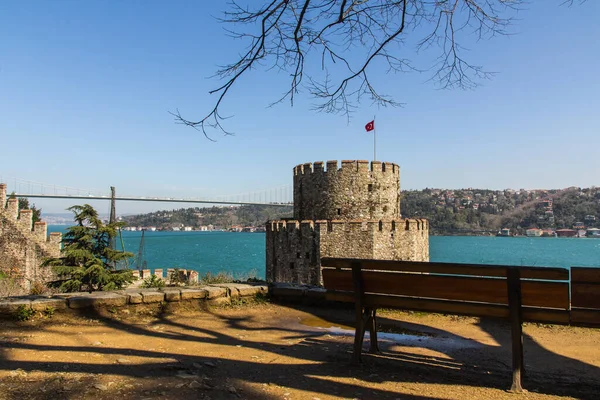 Stanbul Daki Roumeli Hissar Kalesi Nin Koruyucu Duvarları Kuleleri Türkiye — Stok fotoğraf