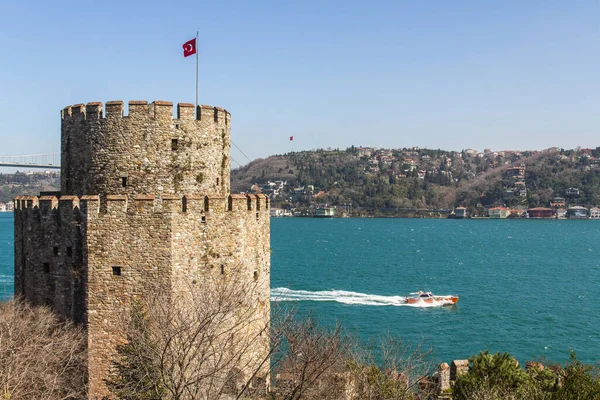Murallas Protectoras Torres Del Castillo Roumeli Hissar Estambul Turquía —  Fotos de Stock
