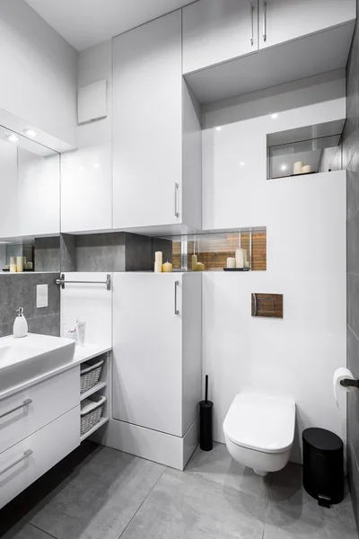 Witte hoogglans badkamer idee — Stockfoto
