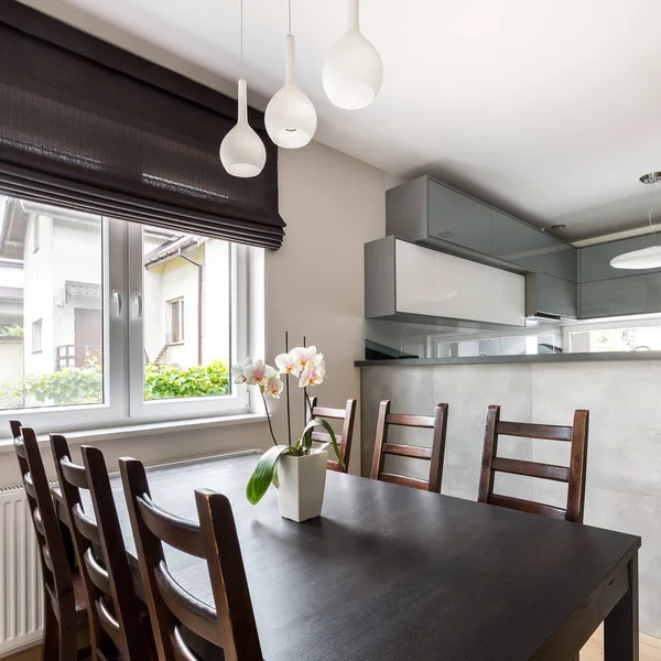 yemek masası ile iç