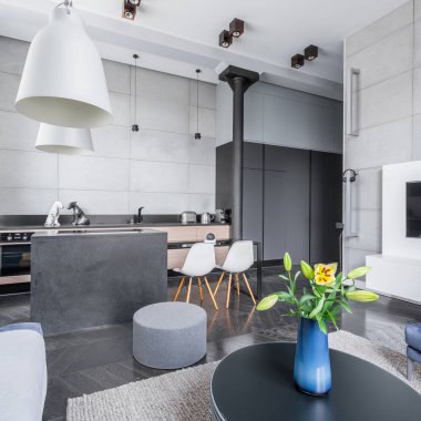 Açık oturma odası ile mutfak