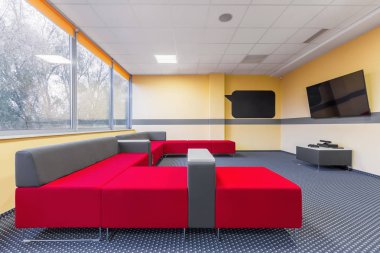 Üniversitesi tv odası