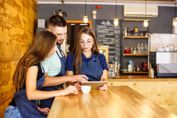 Takım iletişim barista coffee House