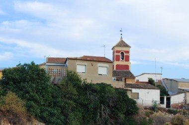 Bell Tower köyü detay