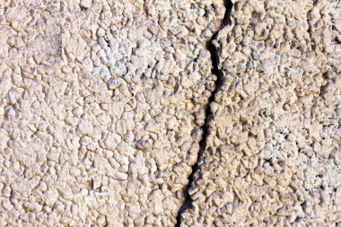 Beton kırık duvar yüzeyi