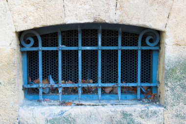 Demir eski pencere mimarisi