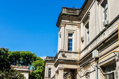 Klasik Çatı Evi Mimarisi