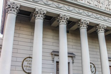 Tympanum Sütun Ayrıntıları Mimarisi