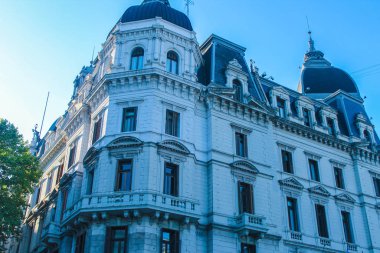 Lamppost ile Vintage Binası