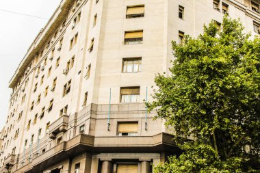 Vintage Building Facade Mimari