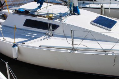 Yelkenli Ayrıntıları Dışarıda