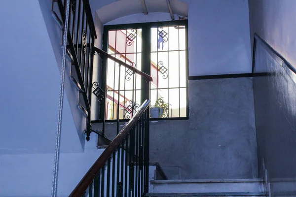 古董楼楼梯复古 — 图库照片