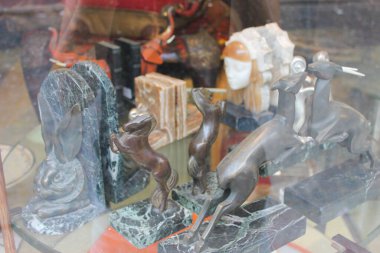 Antika Objeler Detay Mağazası