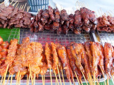 Tavuk sopa, sos, seafoof, hot dog kızarmış ve ızgara açık büfe