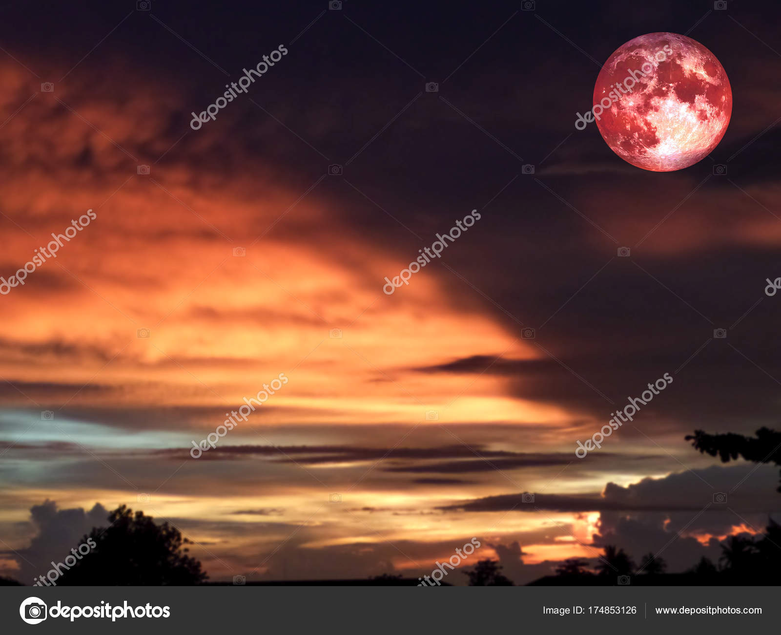 Blood moon rise on night sky - Free HD Video Clips \u0026 Stock Video Footage at  Videezy!, image size:1600x1300