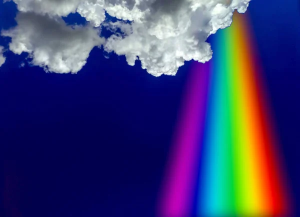Arco-íris oração do céu nuvem branca e céu azul — Fotografia de Stock
