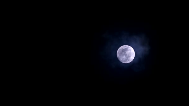 Повні довгі ночі Місяць і місячне світло на нічному небі і хмарах 3 — стокове відео