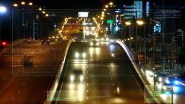 Köprü geçişi sırasında yoğun saat trafiği akşam birçok araba ile kalabalık