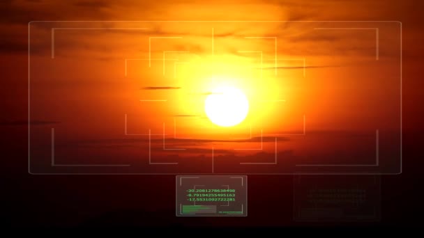 山とデジタルメーターのスキャナーと分析情報の日没夏の嵐 — ストック動画