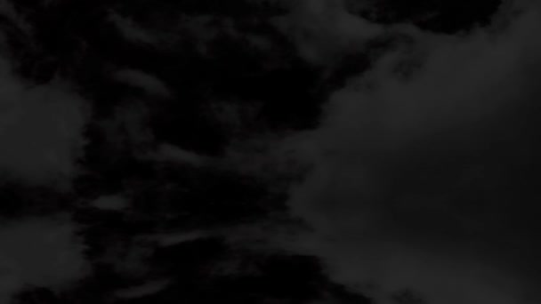 Абстрактное зеркало отражения облако движется по ночному небу — стоковое видео