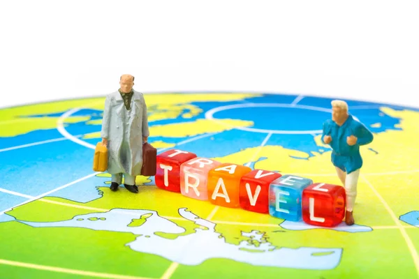 Personas Miniatura Concepto Turismo Viajes Con Letra Viaje Mapa — Foto de Stock