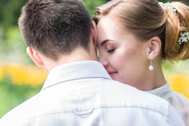 güzel genç gelin ve damat