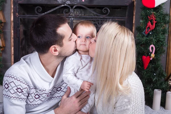 parents kissing cute funny child