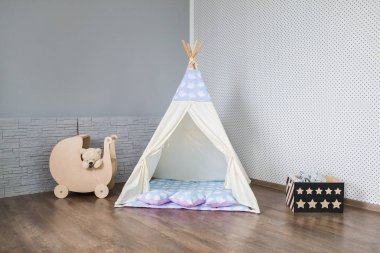 Teepee ile oyun odası