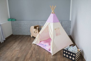 Teepee ile oyun odası