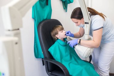 Doktor Röntgen çocuğun mu