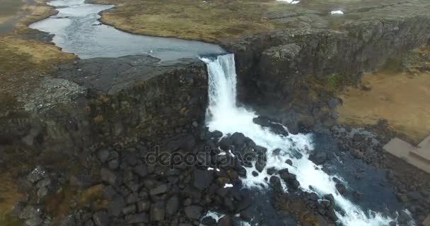 Aerial flygning över vackra landskap — Stockvideo