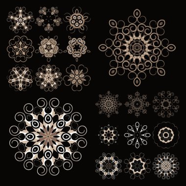 Dairesel çiçek öğeleri kümesi. Yuvarlak geometrik süsleme seti. Vektör mandalalar. Her türlü tasarım, logo, düğün, doğum günü ve diğer tatil için öğeleri ayarla