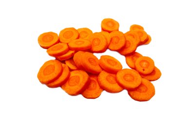 İzole çevrelerde, dilimlenmiş havuç.