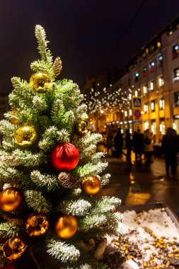 Moskova - 24 Aralık 2016: Sakinleri Noel kutlaması 