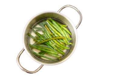 Biraz su Kenya fasulye haşlanmış.