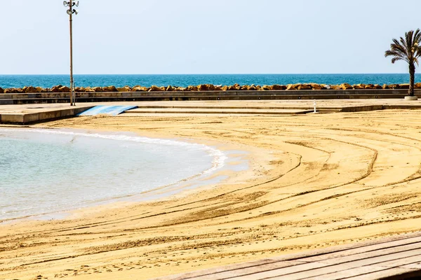 Little Bay och den öde sandstranden — Stockfoto