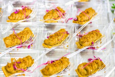 Tapas pate yalan ve küçük tabaklar