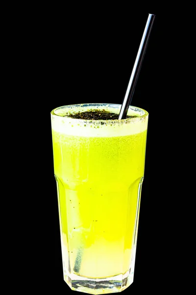 Smoothie Verde Feito Ervas Legumes Grande Copo Vidro Fundo Preto — Fotografia de Stock